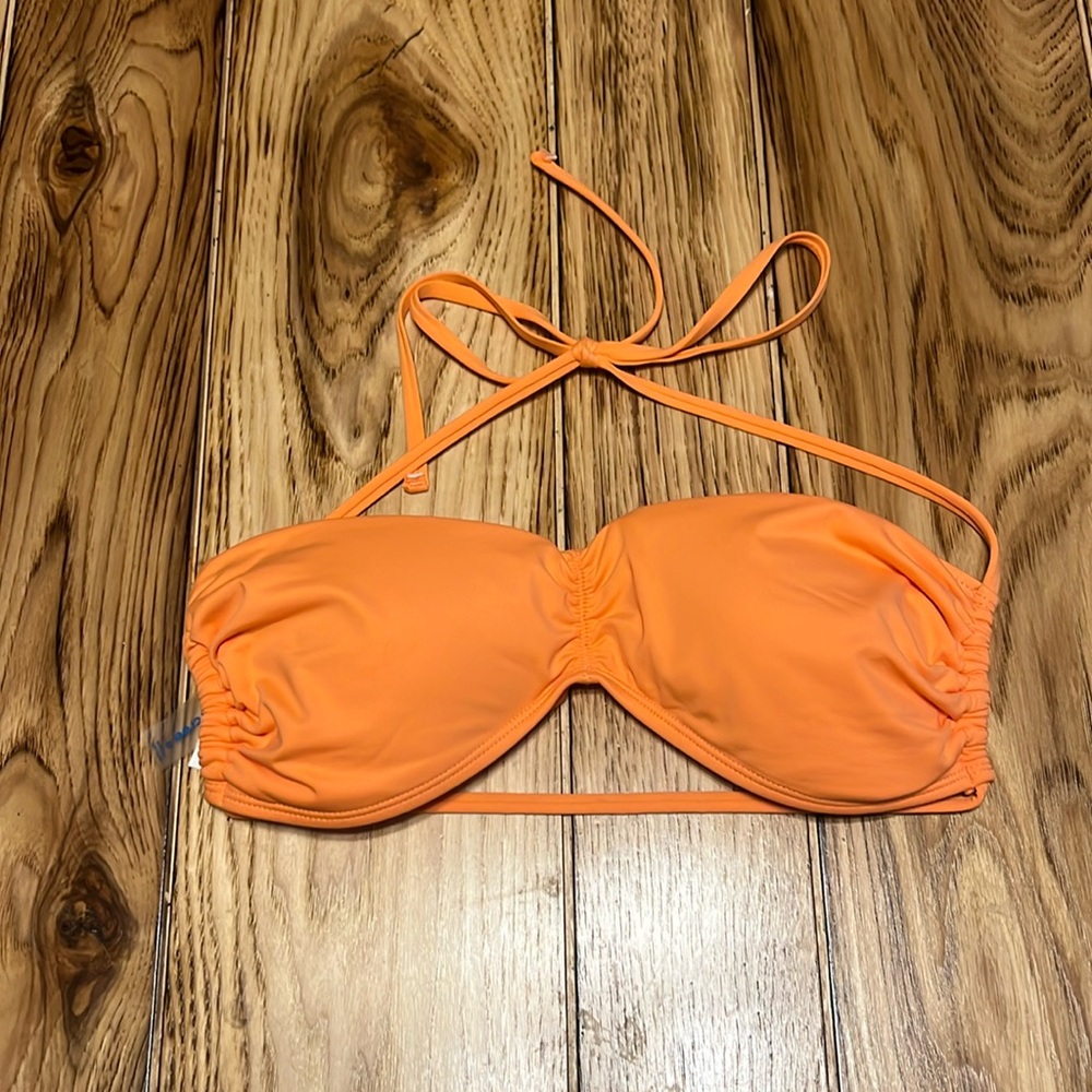 NWT DECREE BIKINI TOP